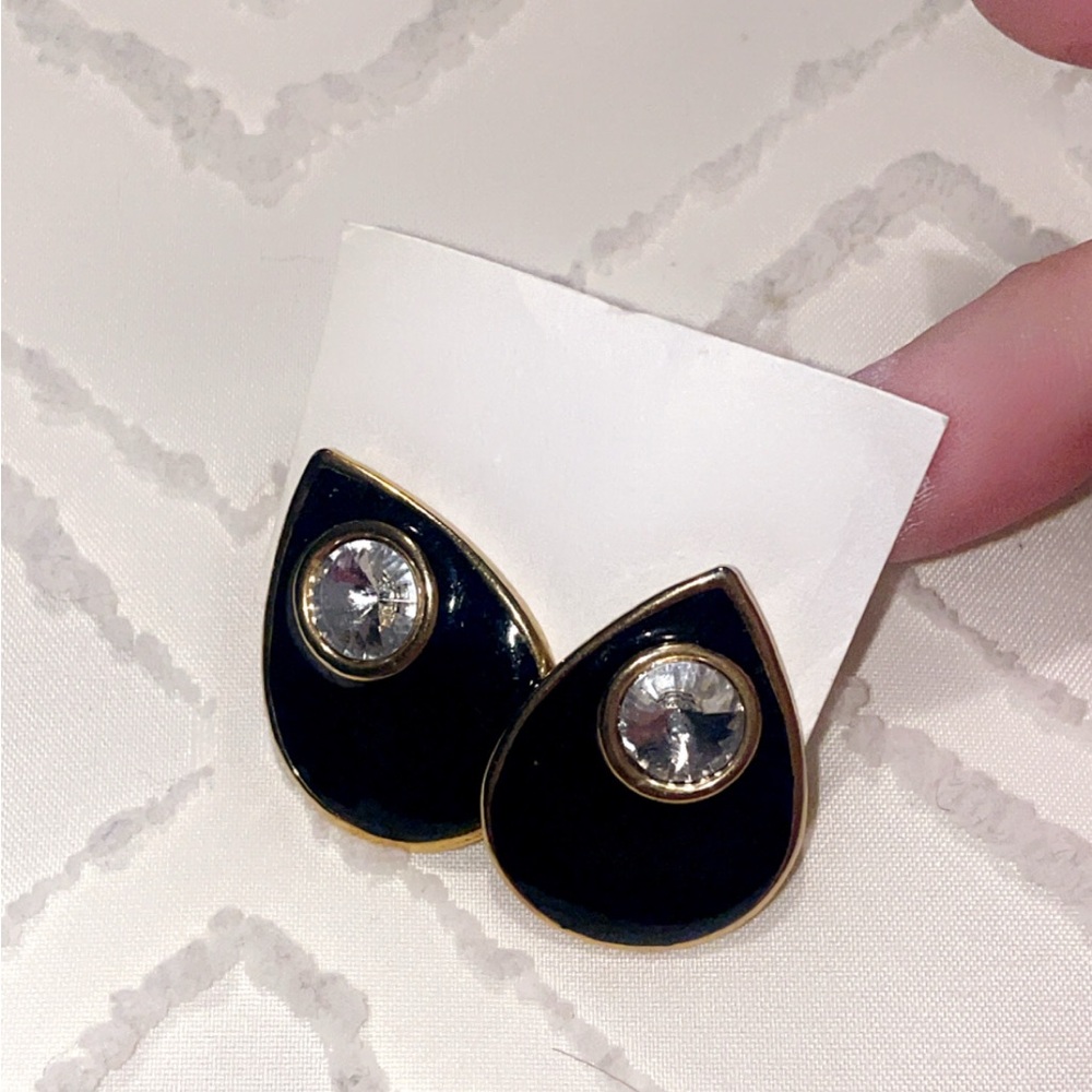 Farah Jewelry Black and Gold Teardrop Earrings